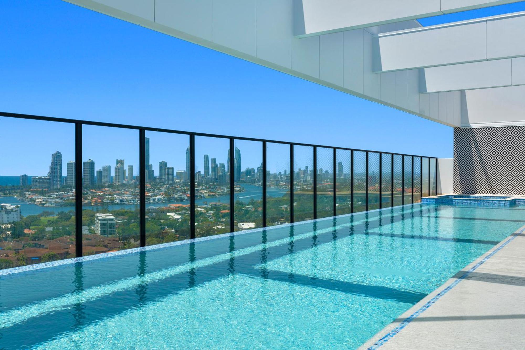 Tryp By Wyndham Southport Gold Coast Hotel Apartments Buitenkant foto
